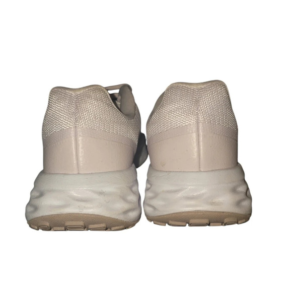 Nike Women's Revolution  Running Shoes Purple/pink Size 10.5 - Picture 4 of 9